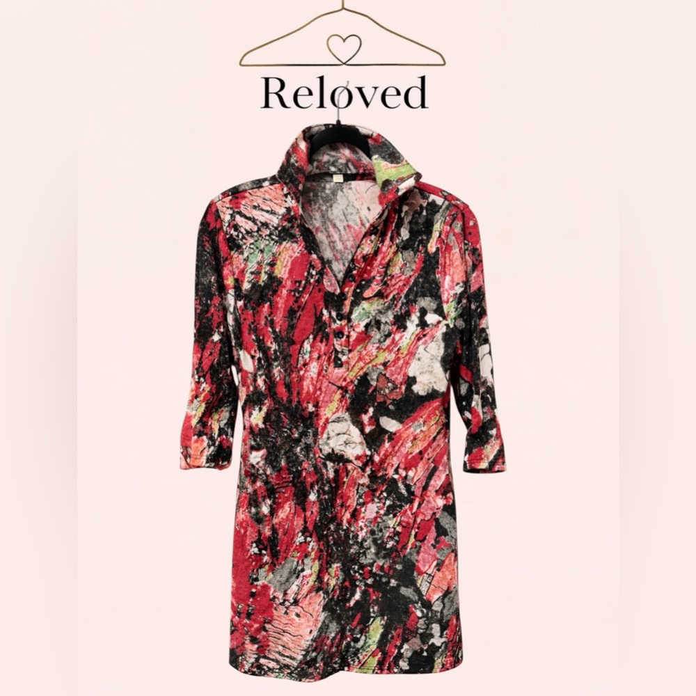 Aryeh Red and Black Artistic Print Chemise